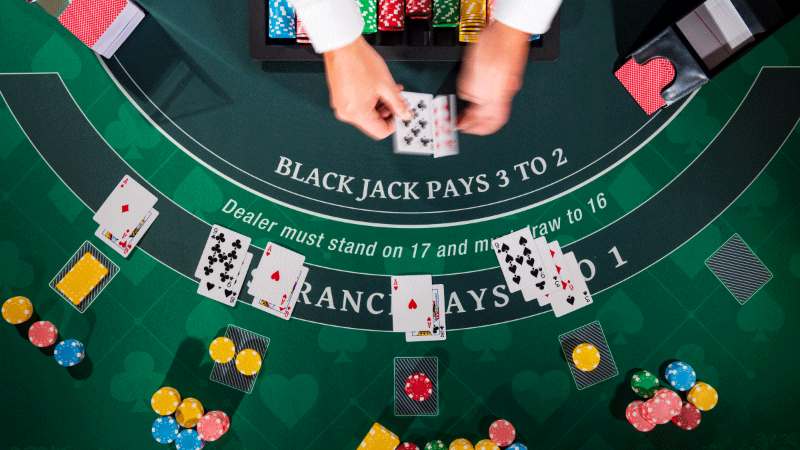 Chơi Blackjack ở đâu dễ ăn thưởng và tăng tỷ lệ chiến thắng